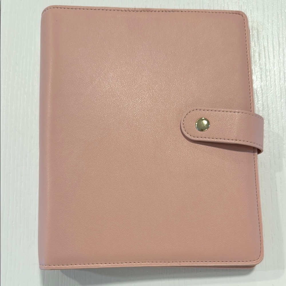 Momagenda portafolio A5 planner
New
Butterly blush